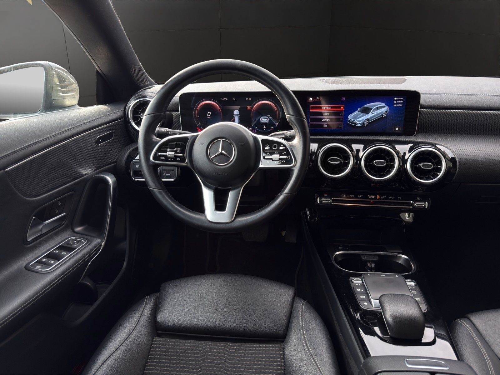 Mercedes-Benz CLA 200d Shooting Brake *Dig.Cock*AHK*LED*MBUX foto 6