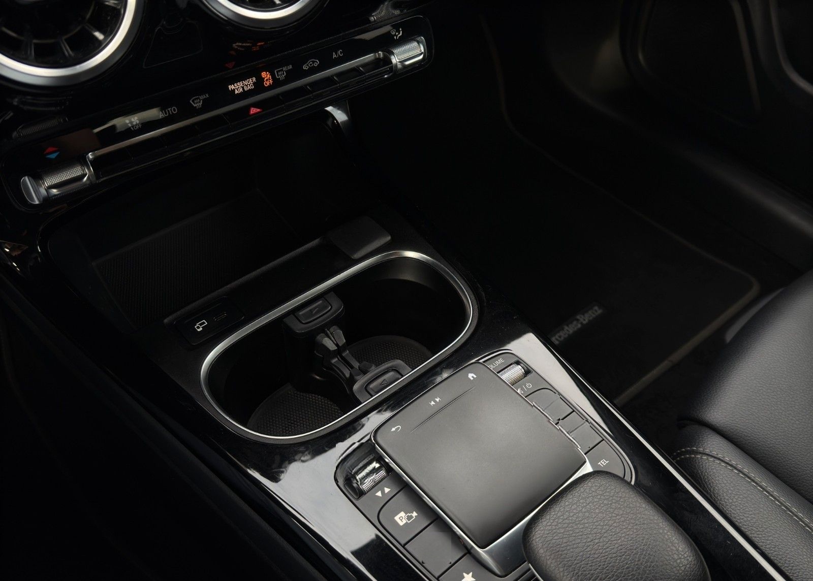 Mercedes-Benz CLA 200d Shooting Brake *Dig.Cock*AHK*LED*MBUX foto 8