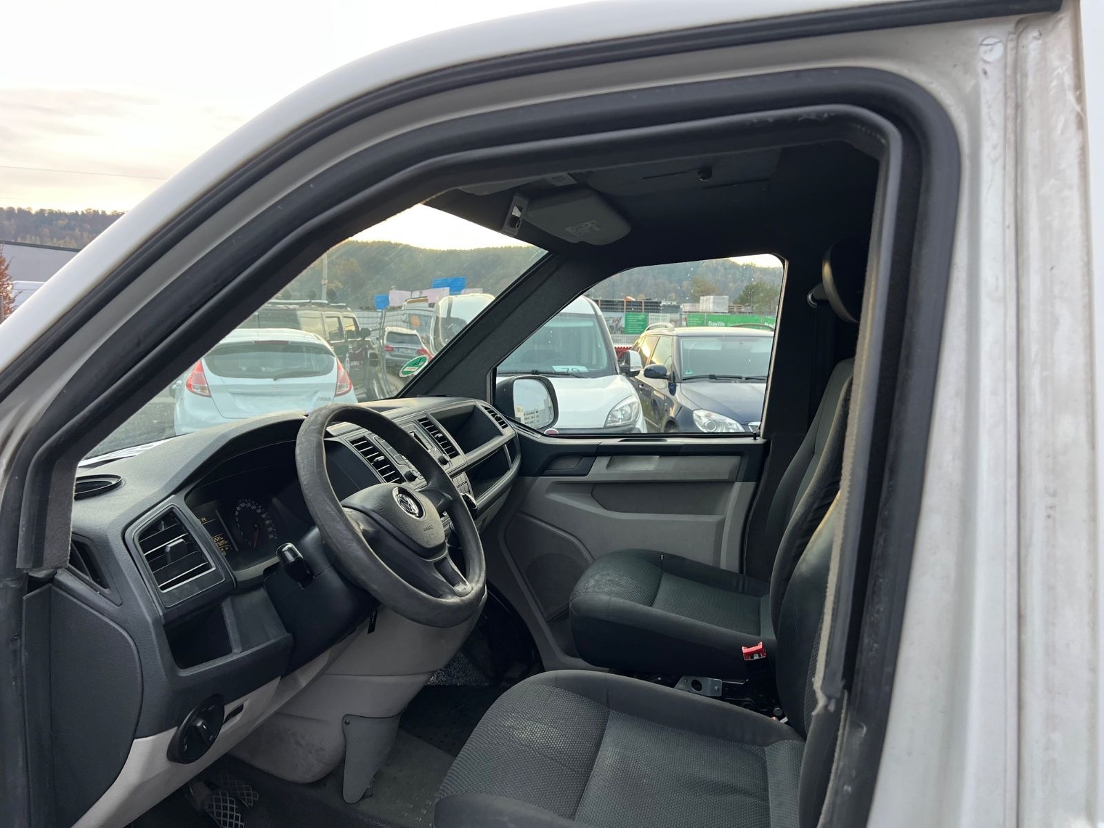Volkswagen T6 Lang*GELDTRANSPORTER*GEPANZERT*ARMORED*140PS* foto 10