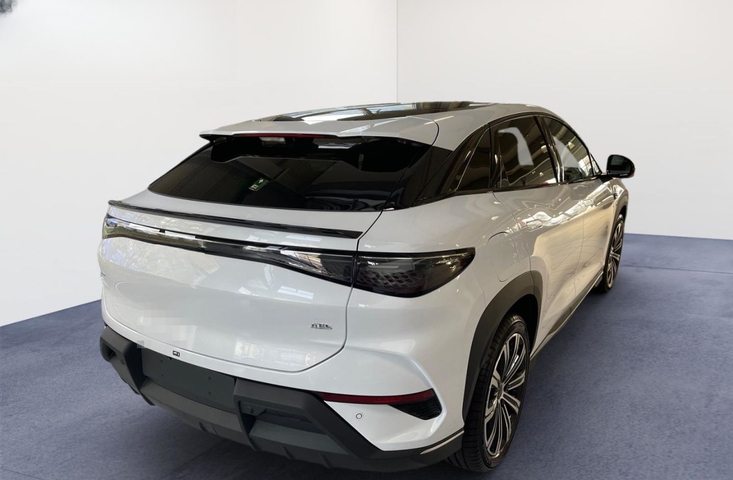 BYD SEALION 7 Design AWD 530PS Pano 20Zoll Top Ausst foto 4