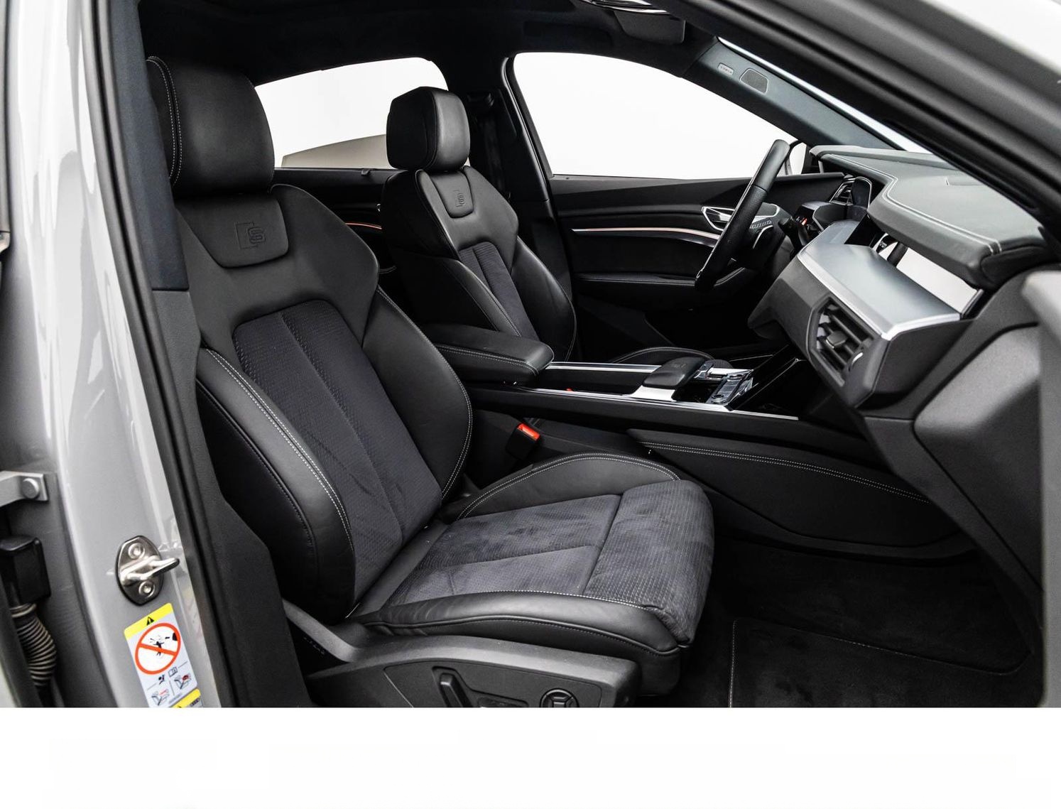 Audi E-TRON SPORTBACK S BLACK ACC/HuD/PANO/NACHT/EXCL foto 21