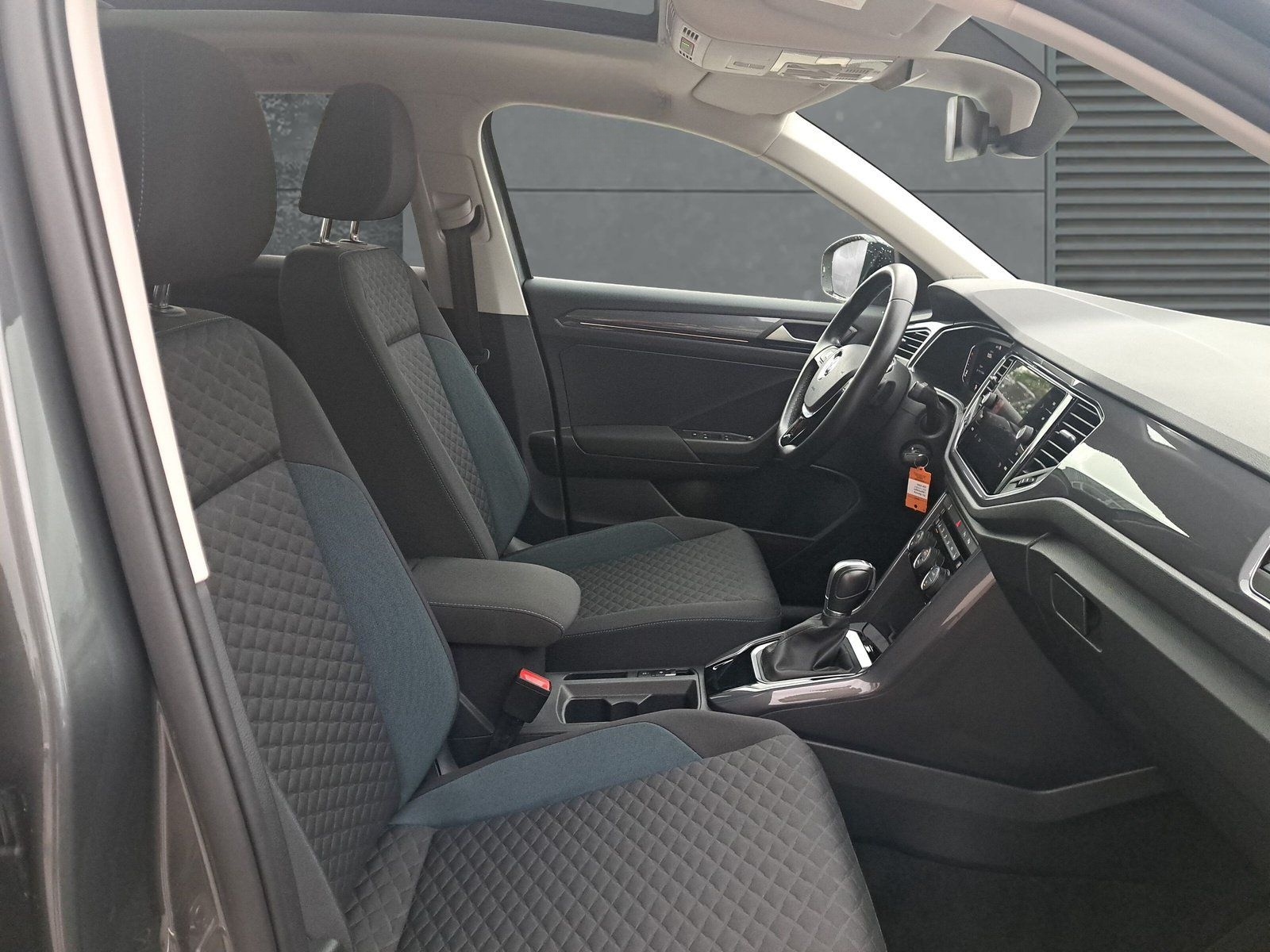 Volkswagen T-Roc 1.5 TSI ACT IQ.DRIVE OPF foto 16