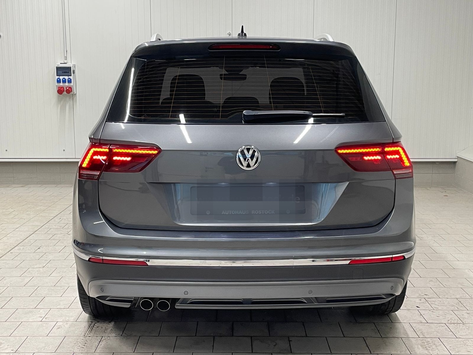 Volkswagen Tiguan Highline 2.0 TDI DSG NAVI SHZ ACC foto 5