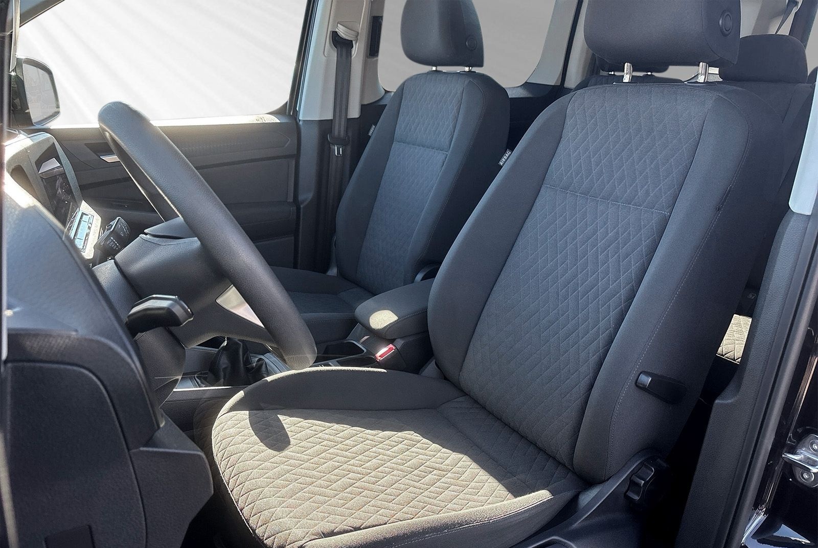 Volkswagen Caddy Maxi 1,5 TSI Life NAVI+KLIMA+SHZ+7.SITZER foto 9
