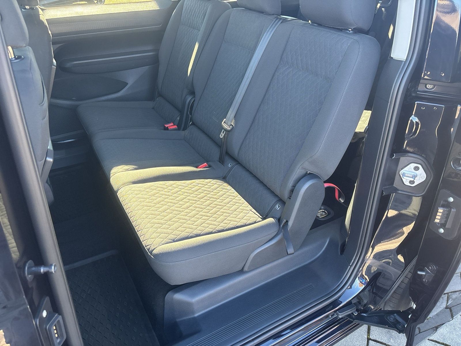Volkswagen Caddy Maxi 1,5 TSI Life NAVI+KLIMA+SHZ+7.SITZER foto 10