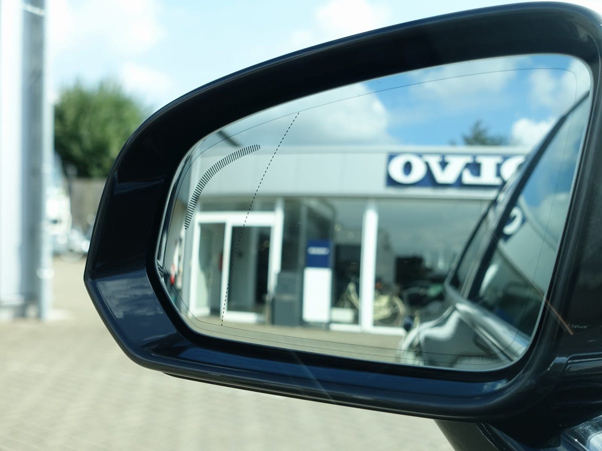 Volvo V90 B5 AWD Momentum Pro/AHK/Kamera/BLIS/Pano. foto 25
