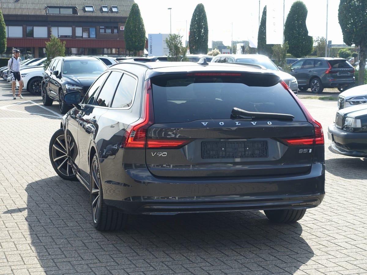 Volvo V90 B5 AWD Momentum Pro/AHK/Kamera/BLIS/Pano. foto 4