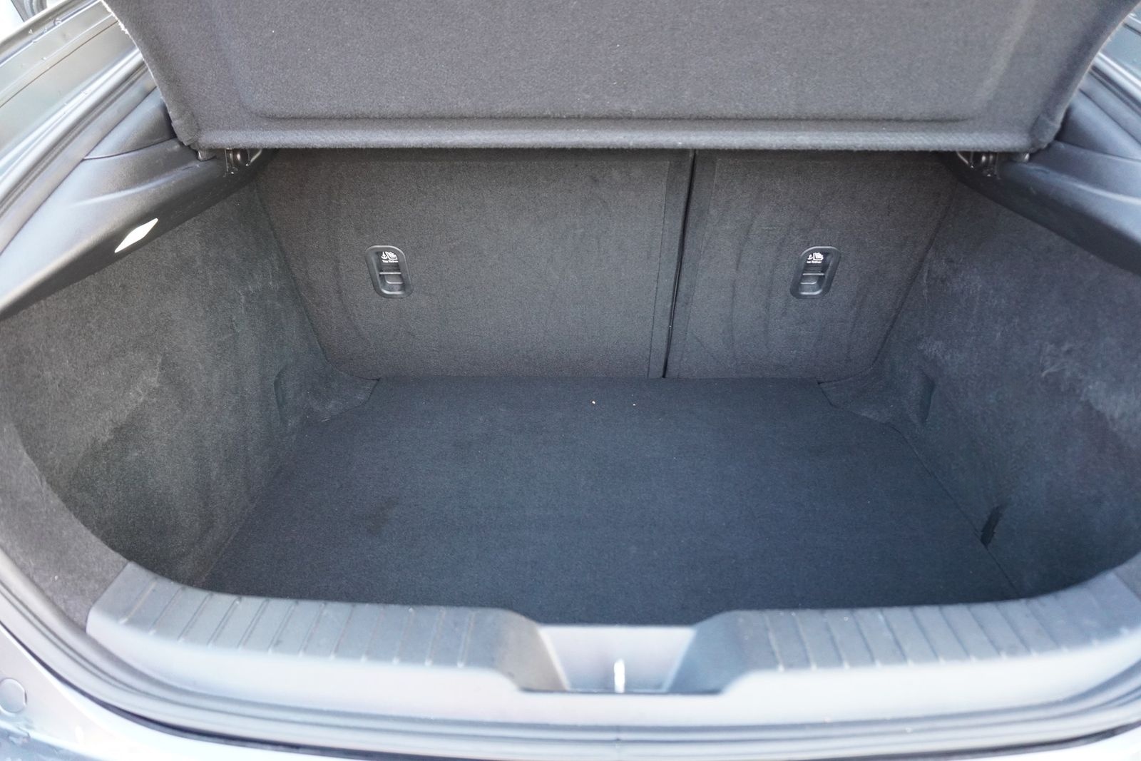 Mazda 3 2.0 M-Hybrid Selection LED Navi 360° Totwinkel foto 13
