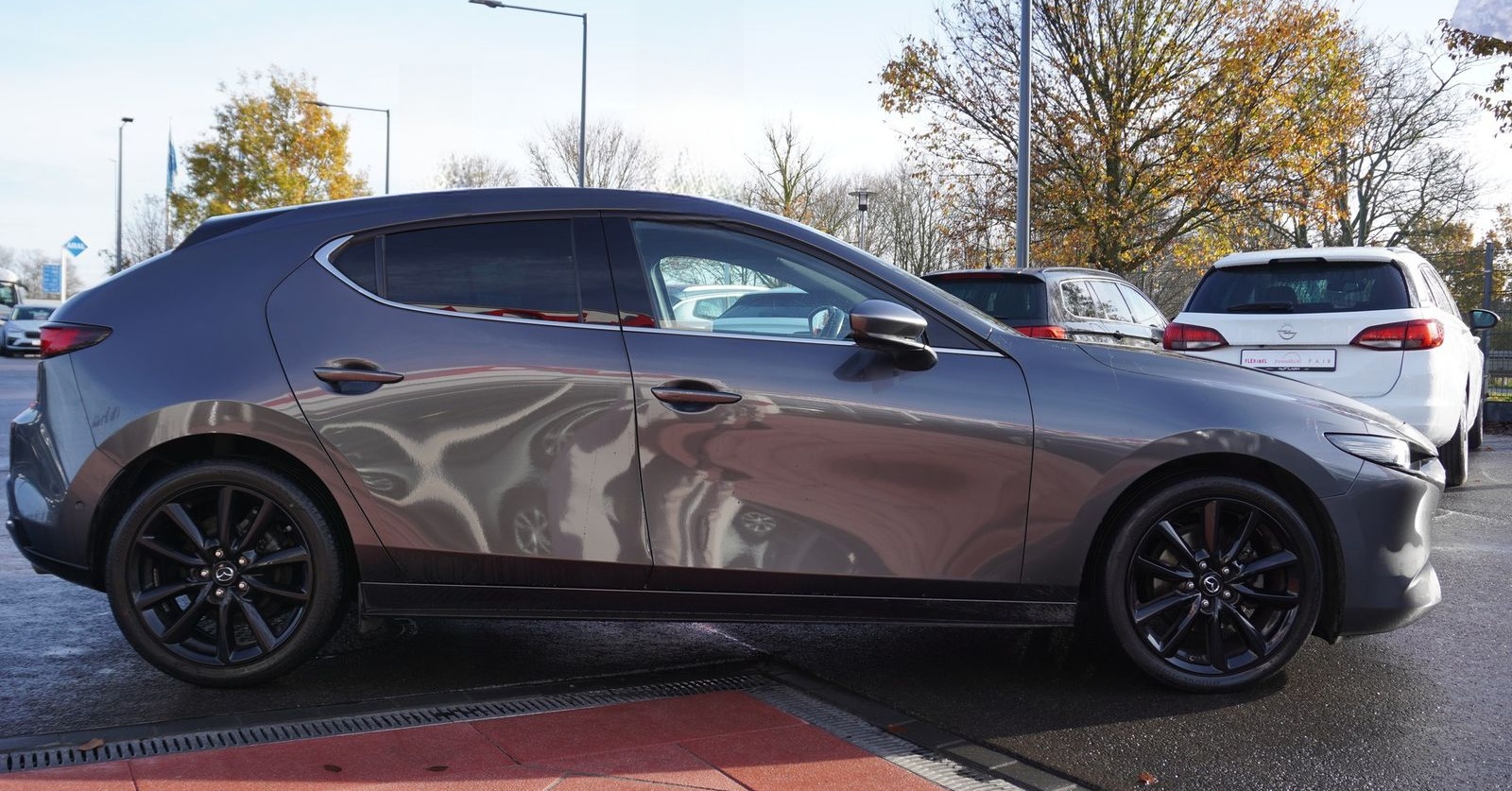 Mazda 3 2.0 M-Hybrid Selection LED Navi 360° Totwinkel foto 4