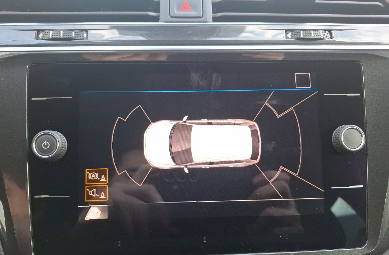 Volkswagen Tiguan TDI Active DSG Standhzg Matrix Navi ACC P foto 20