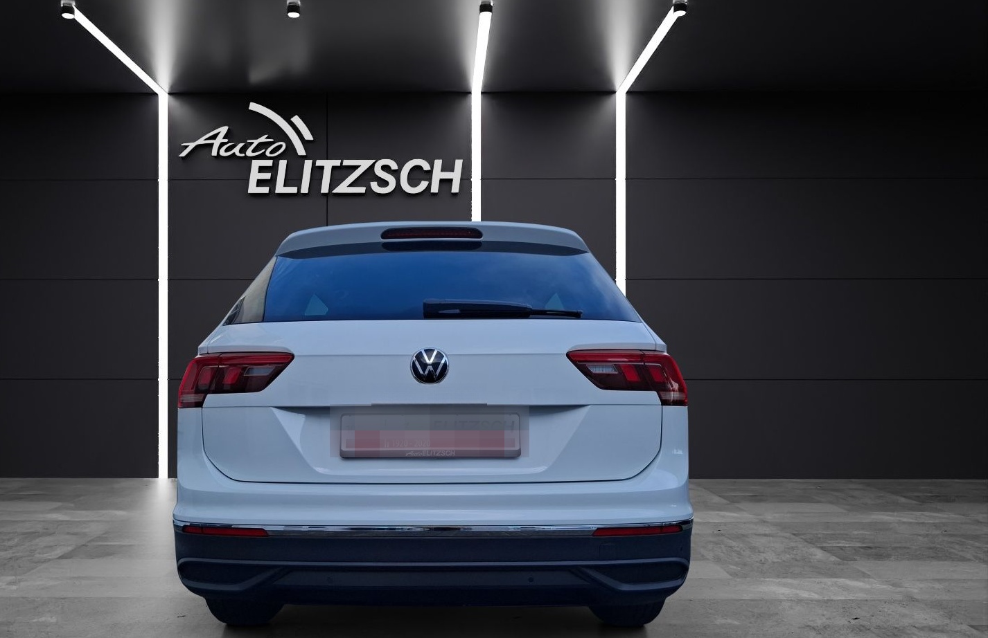 Volkswagen Tiguan TDI Active DSG Standhzg Matrix Navi ACC P foto 4