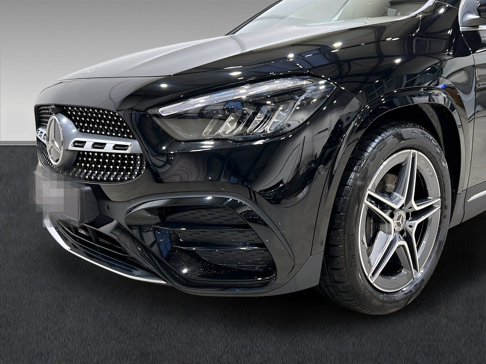 Mercedes-Benz GLA 200 AMG+LED+CarPlay+Ambi+TotW+AHK+360°+19" foto 15