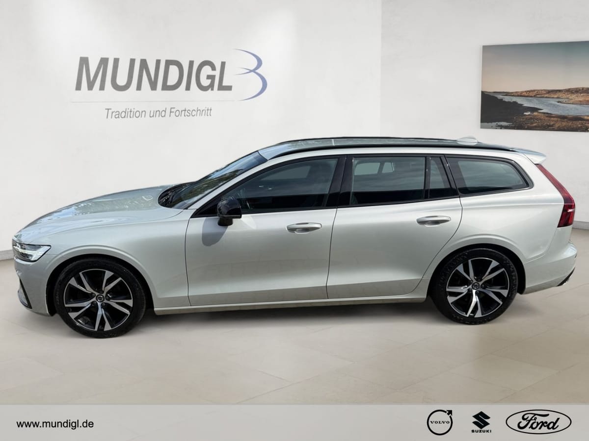 Volvo V60 Kombi R Design D4 Navi Autom. RFK PDC Klimaa foto 2