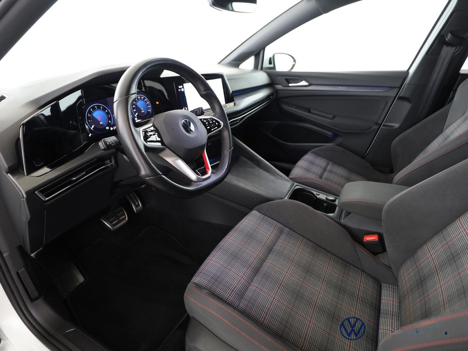 Volkswagen Golf VIII 2.0 TSI GTI DSG+PARKASSIST+ACC+LED+NAV foto 12