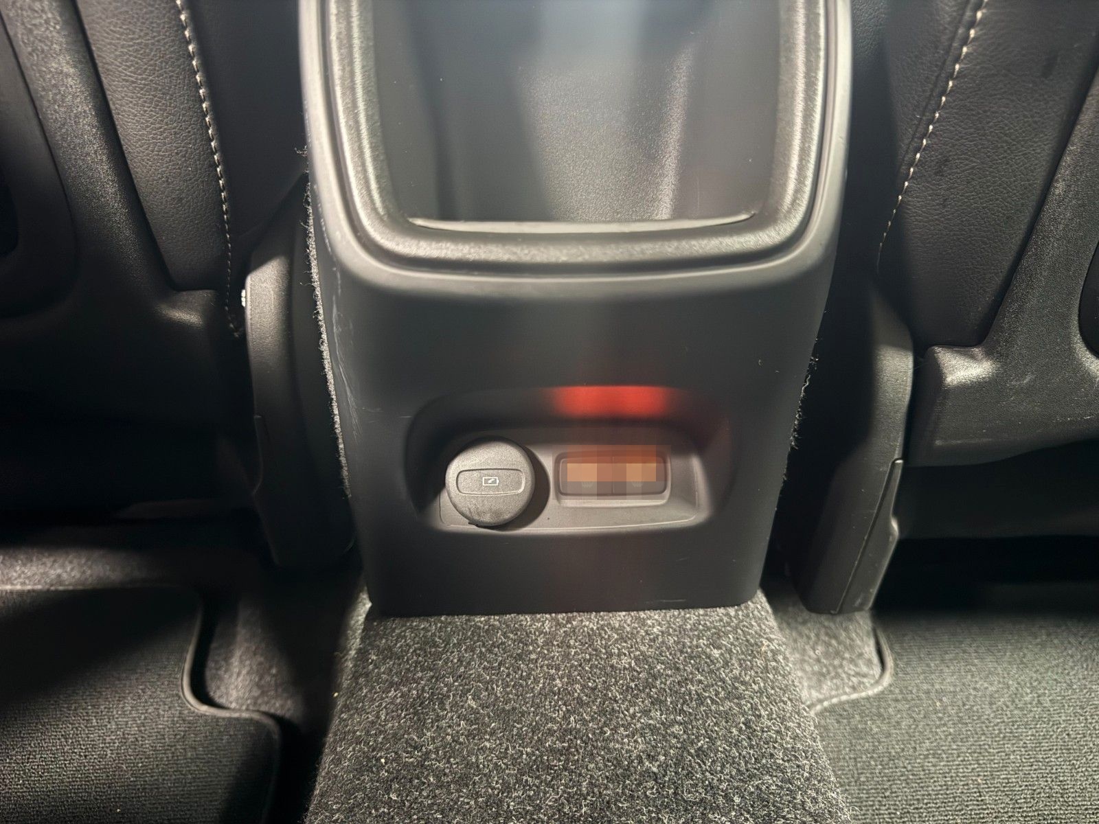 Volvo XC 40 Momentum AWD CAM/LEDER/NAVI/SHZ/HuK foto 22