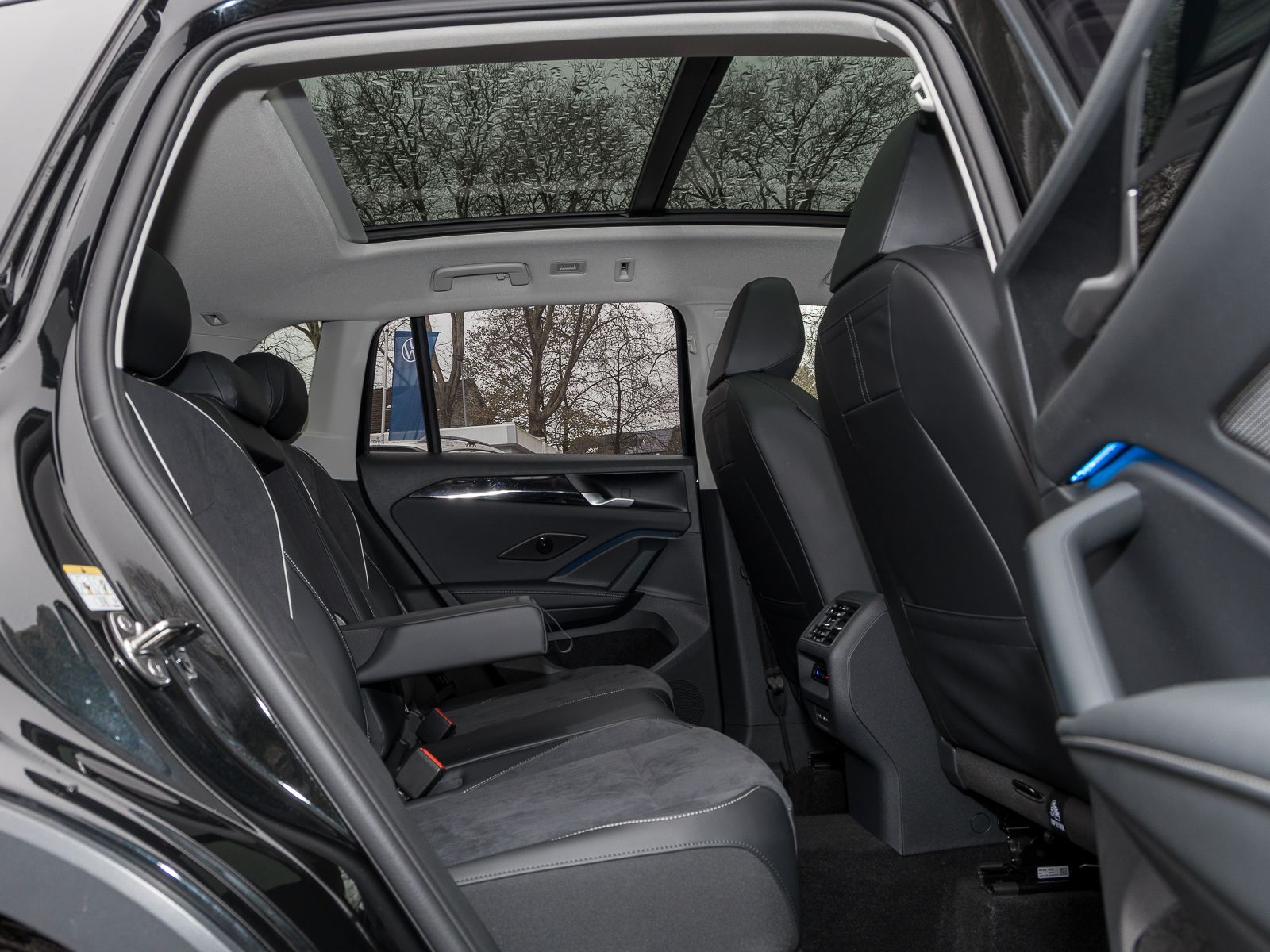 Volkswagen Tiguan 1.5 TSI eHybrid DSG Elegance PANORAMA AHK foto 7