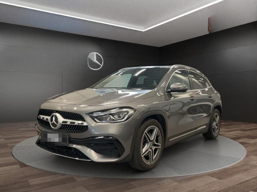 Mercedes-Benz GLA 250 4M AMG PANORAMA SPURPAKET PDC KAMERA LED