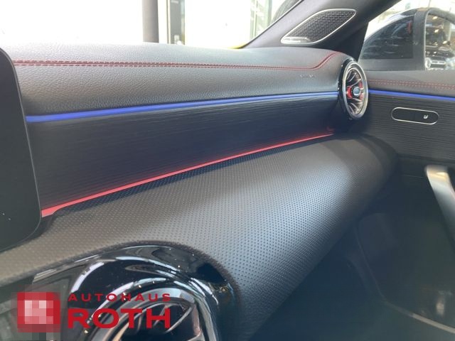 Mercedes-Benz CLA 200 AMG Sound M-Beam P-Dach Distr Night 19" foto 15
