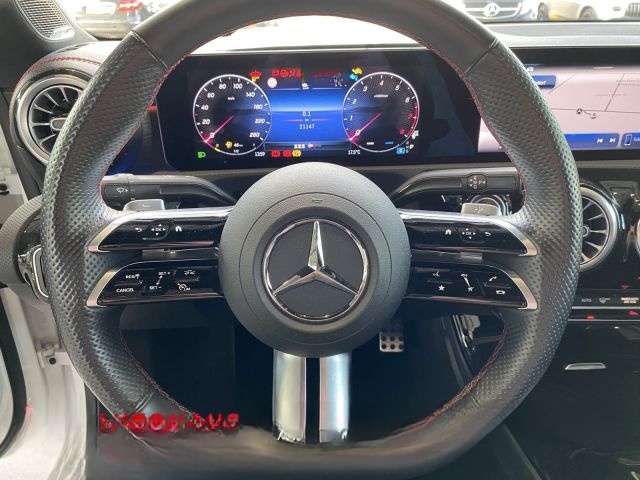 Mercedes-Benz CLA 200 AMG Sound M-Beam P-Dach Distr Night 19" foto 18