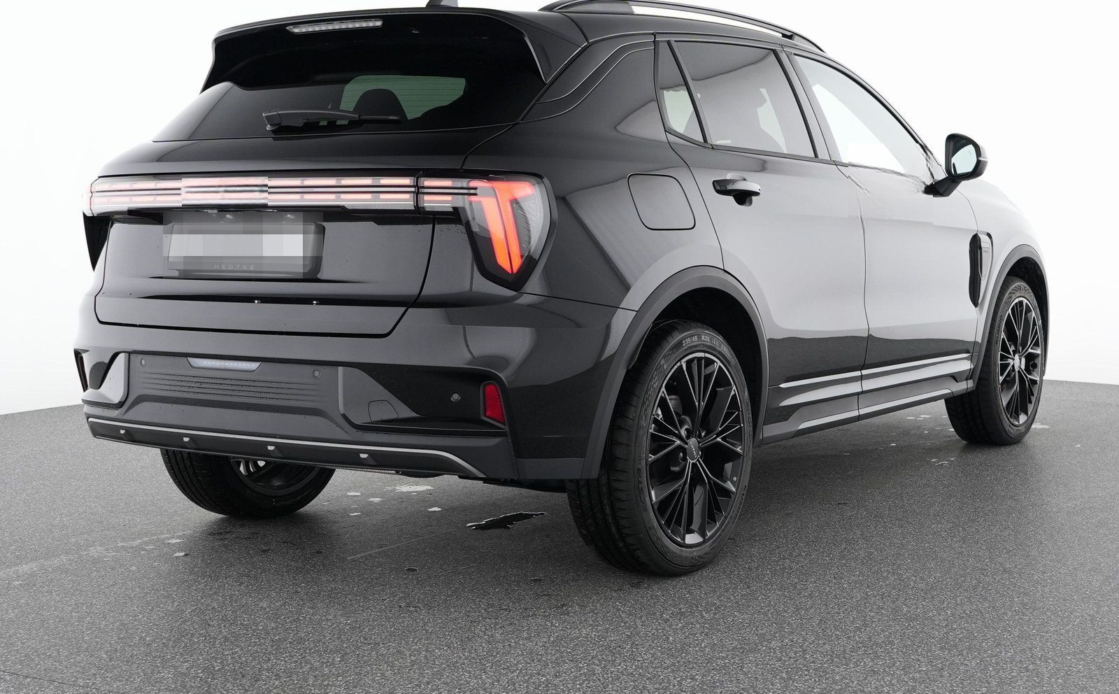 Lynk&Co 01 More Plug-in Hybrid 20"+PANO+360° foto 2