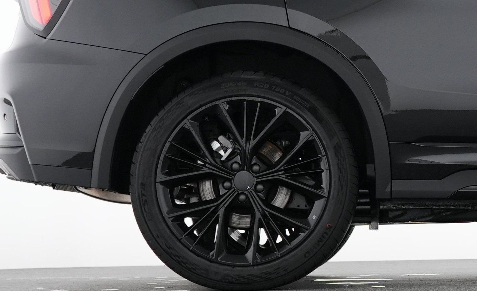 Lynk&Co 01 More Plug-in Hybrid 20"+PANO+360° foto 20