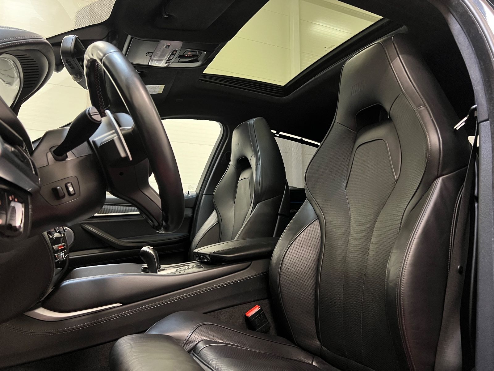 BMW X6M XDRIVE/B&O/HUD/LED/KEYLESS/360 foto 15