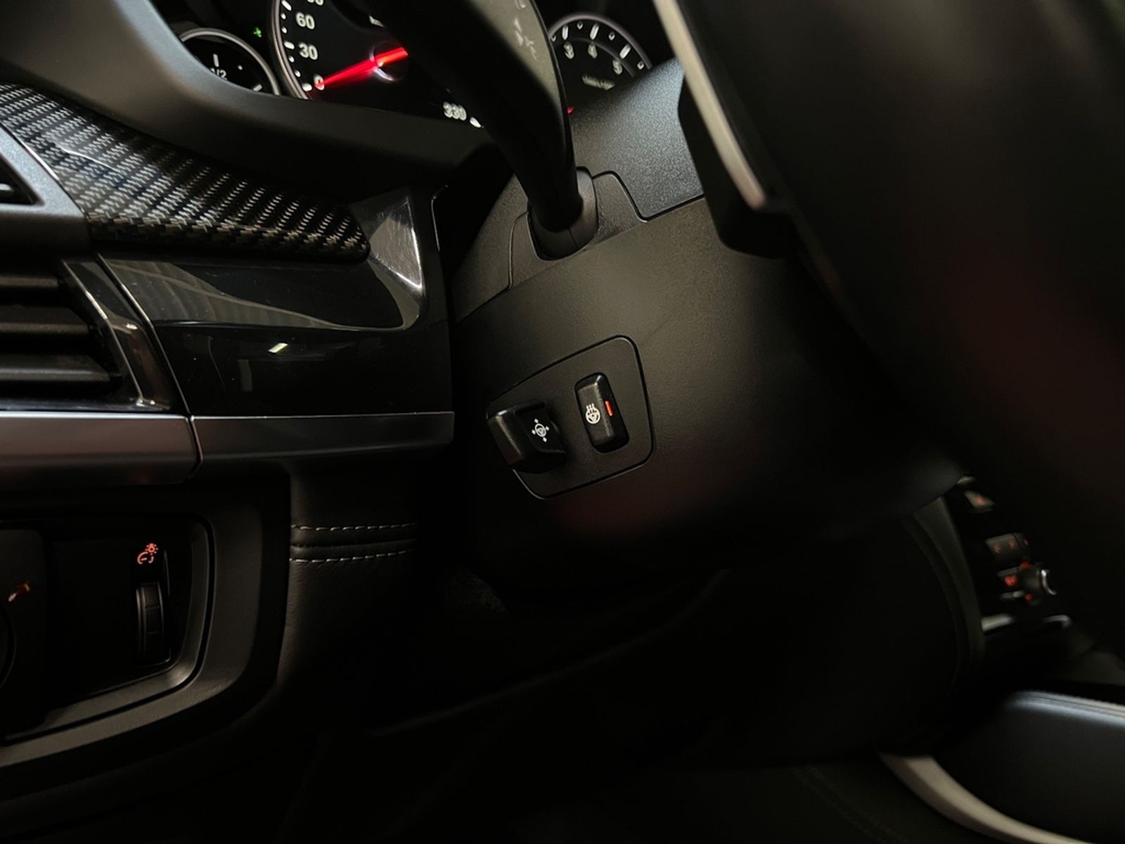 BMW X6M XDRIVE/B&O/HUD/LED/KEYLESS/360 foto 18