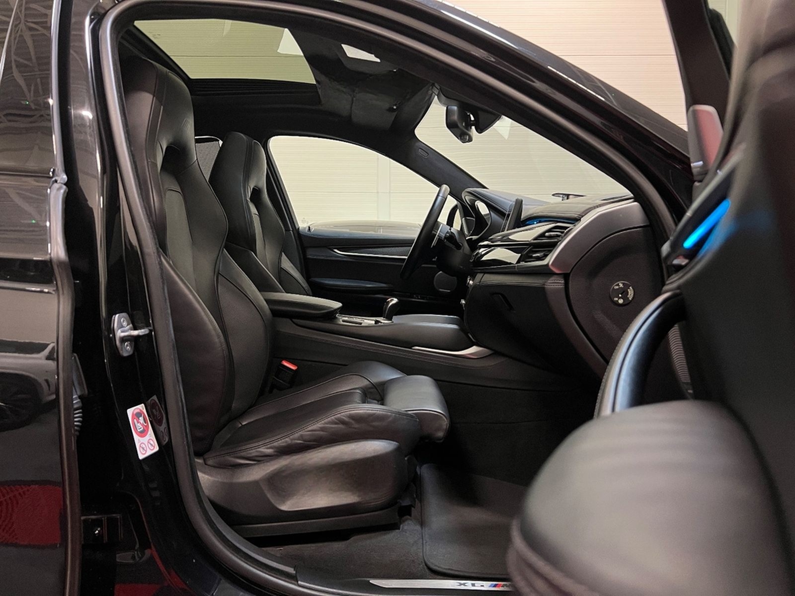 BMW X6M XDRIVE/B&O/HUD/LED/KEYLESS/360 foto 19