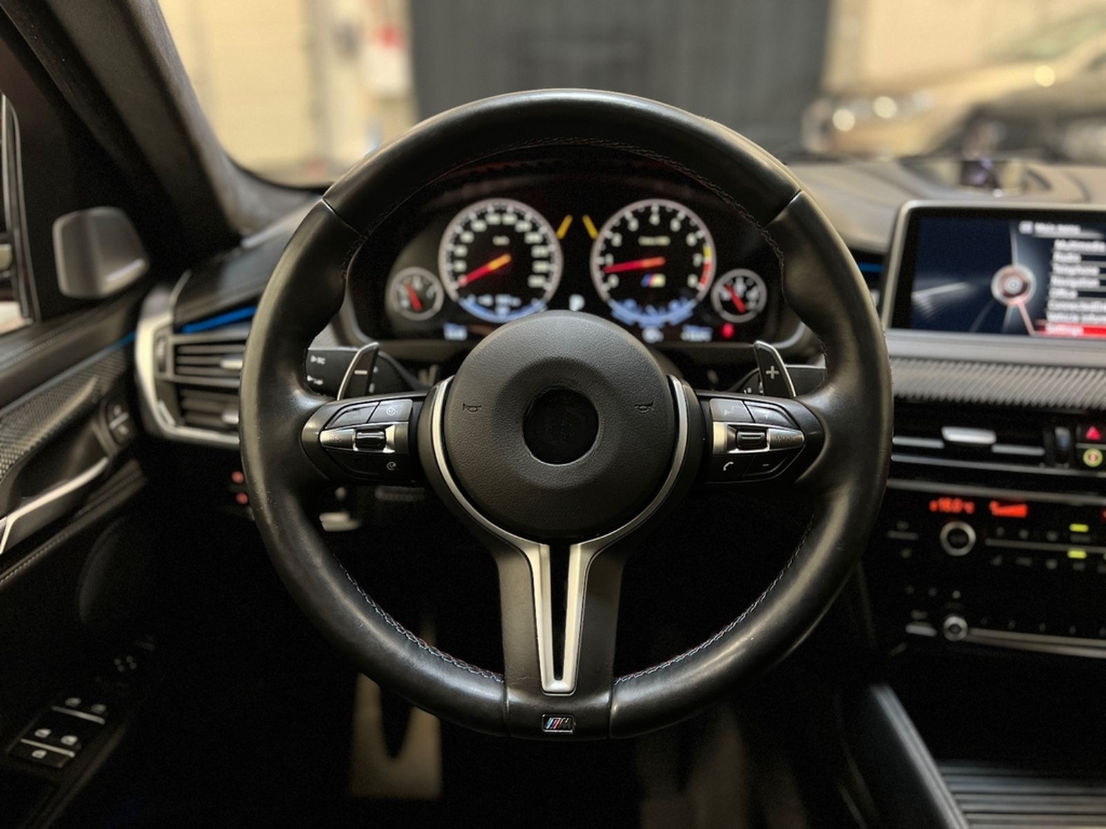 BMW X6M XDRIVE/B&O/HUD/LED/KEYLESS/360 foto 23