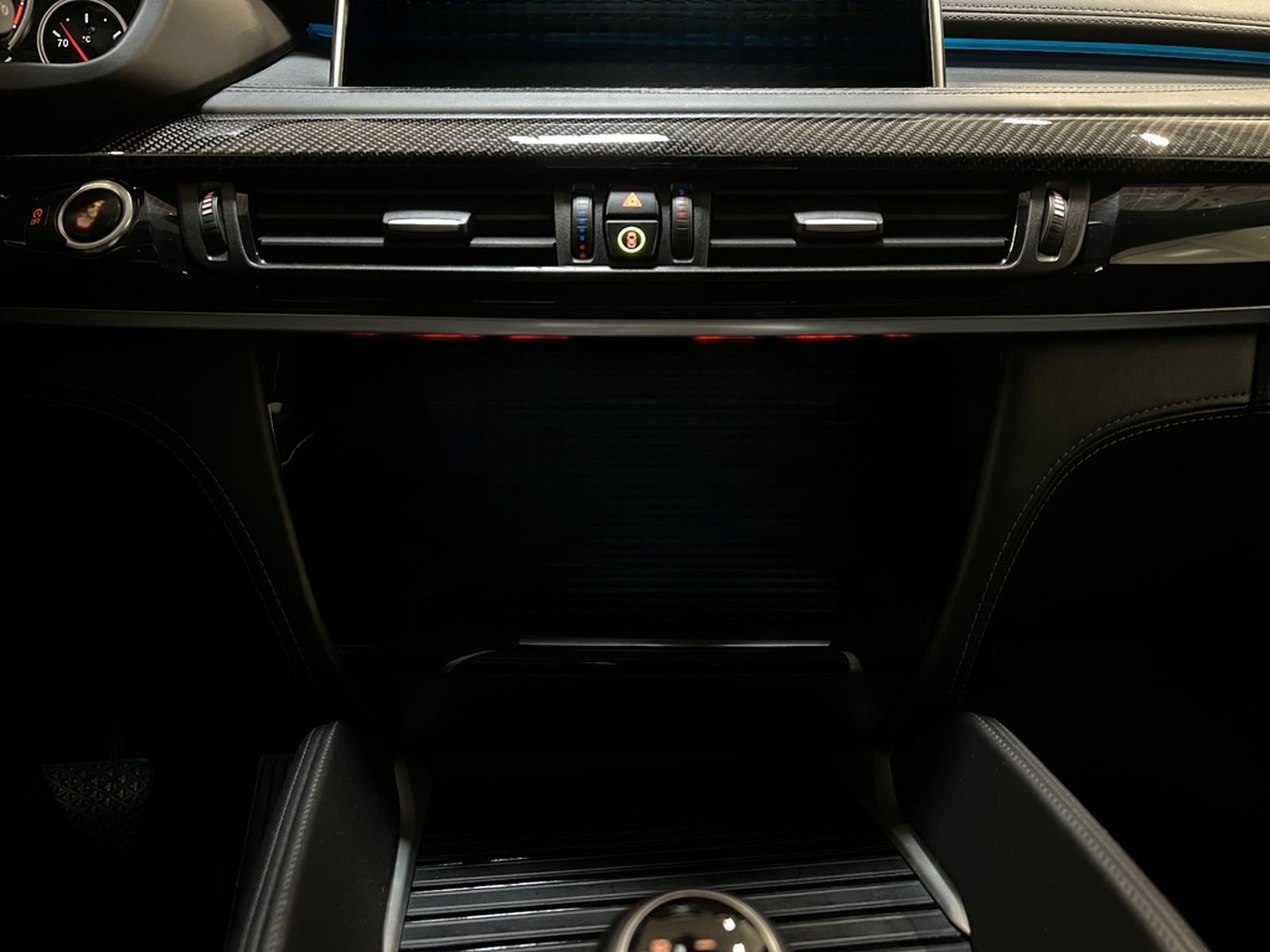 BMW X6M XDRIVE/B&O/HUD/LED/KEYLESS/360 foto 26