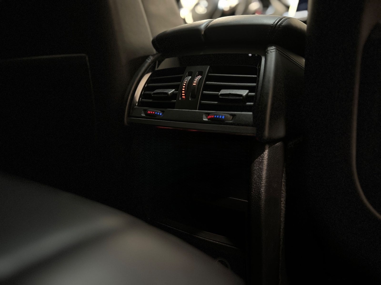 BMW X6M XDRIVE/B&O/HUD/LED/KEYLESS/360 foto 35