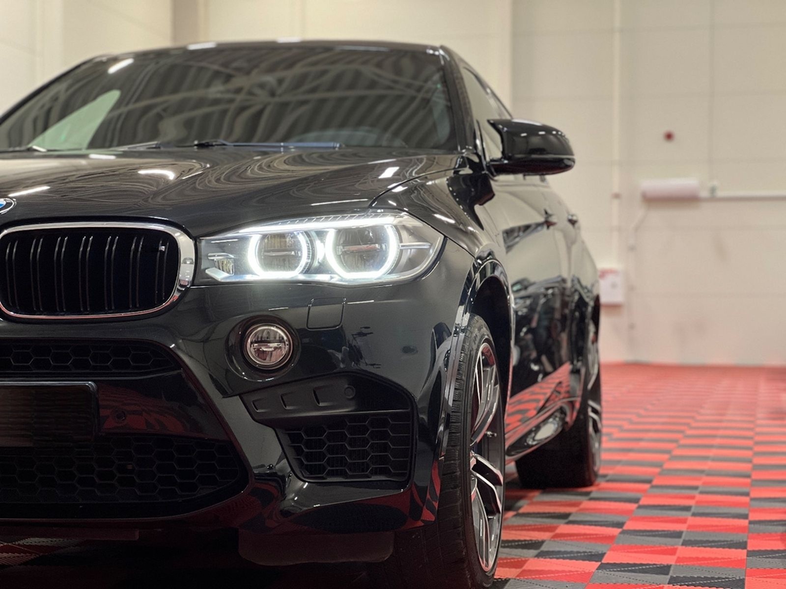 BMW X6M XDRIVE/B&O/HUD/LED/KEYLESS/360 foto 8