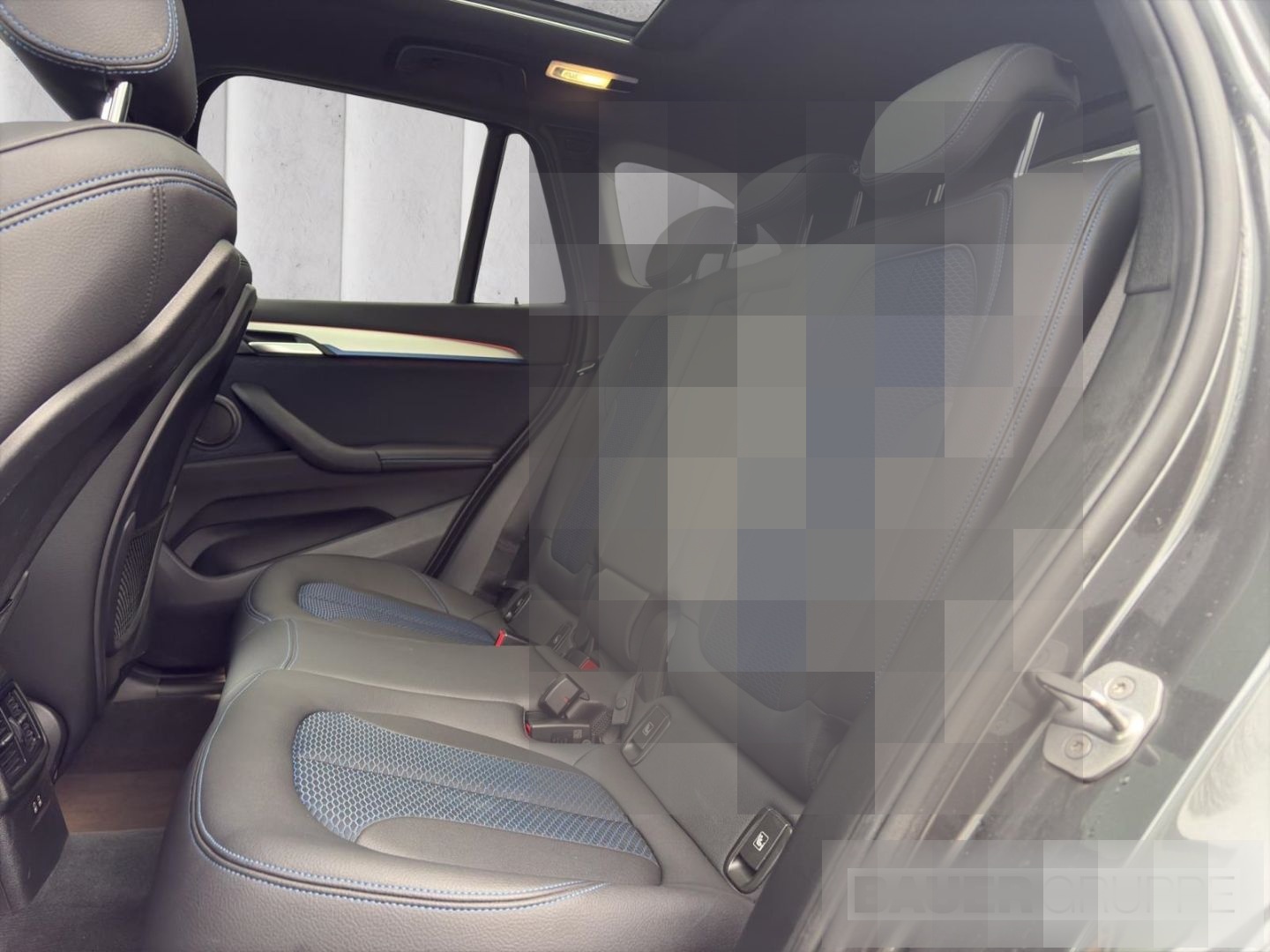 BMW X1 xDrive20i M Sport LED Pano Dach Navi Sitz Hei foto 14