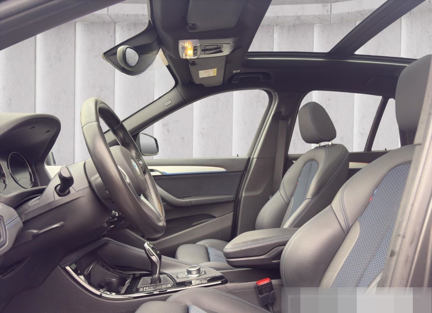 BMW X1 xDrive20i M Sport LED Pano Dach Navi Sitz Hei foto 10