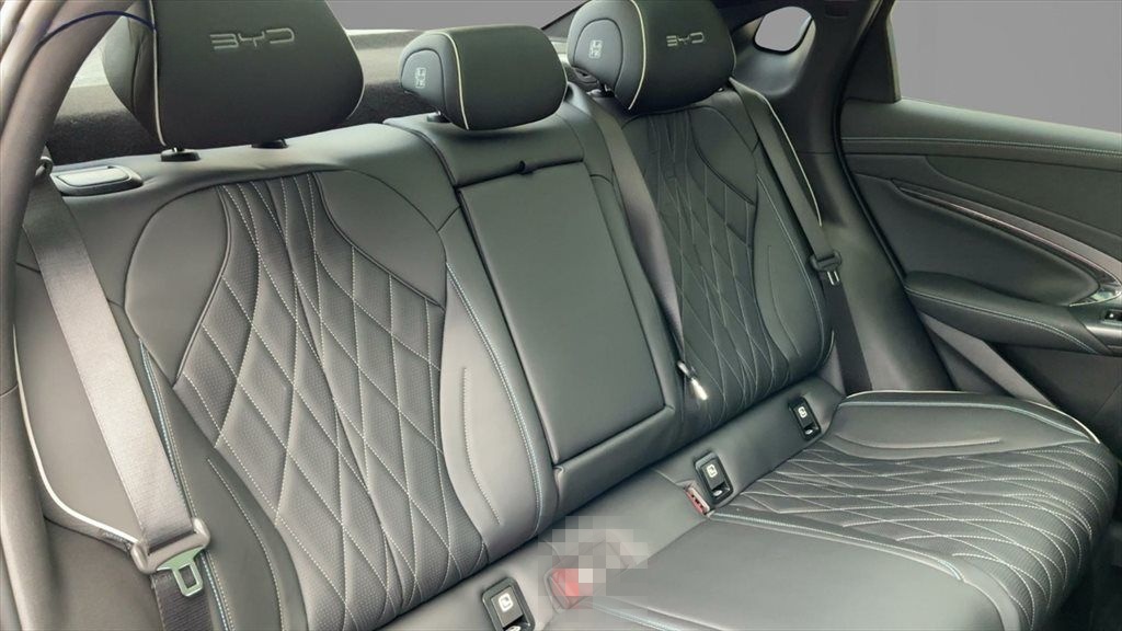 BYD Seal Design Wärmepumpe Alu LED NAV Kamera360° foto 11