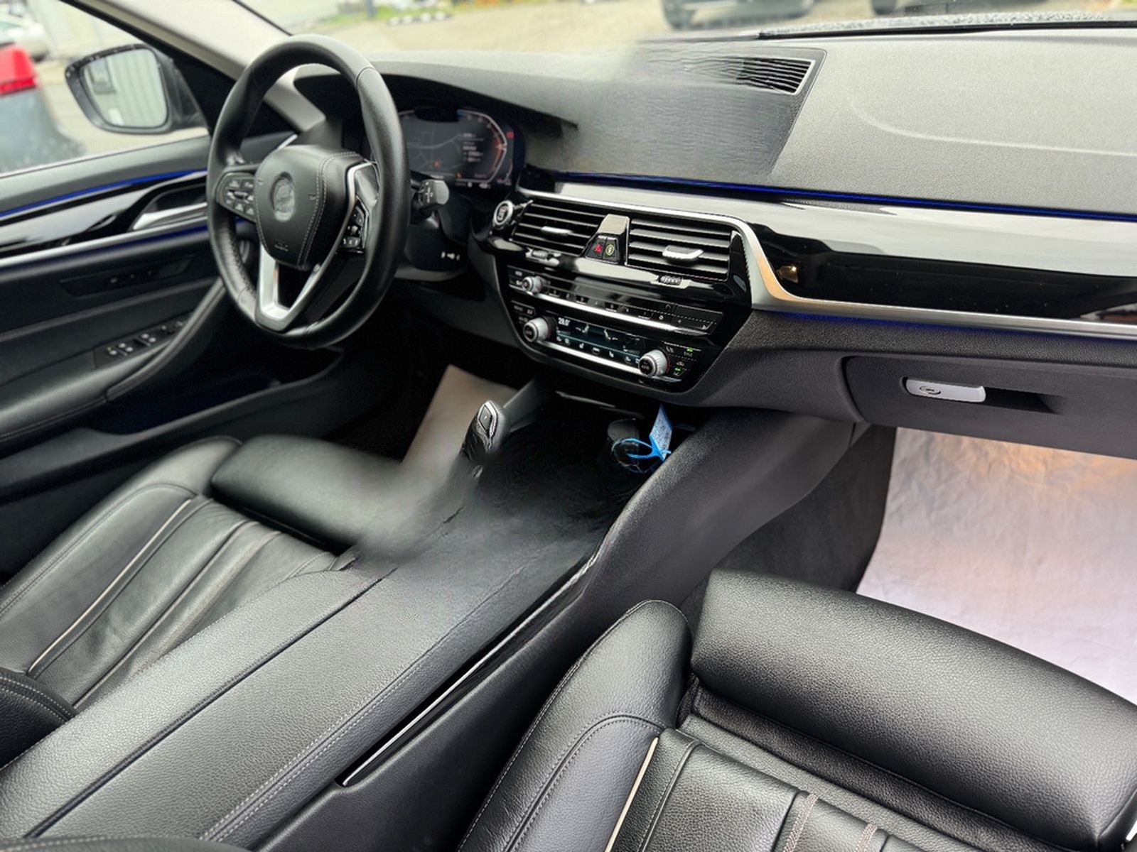 BMW 520d Touring xDrive Laser HUD DriAssPro Dakota A foto 37