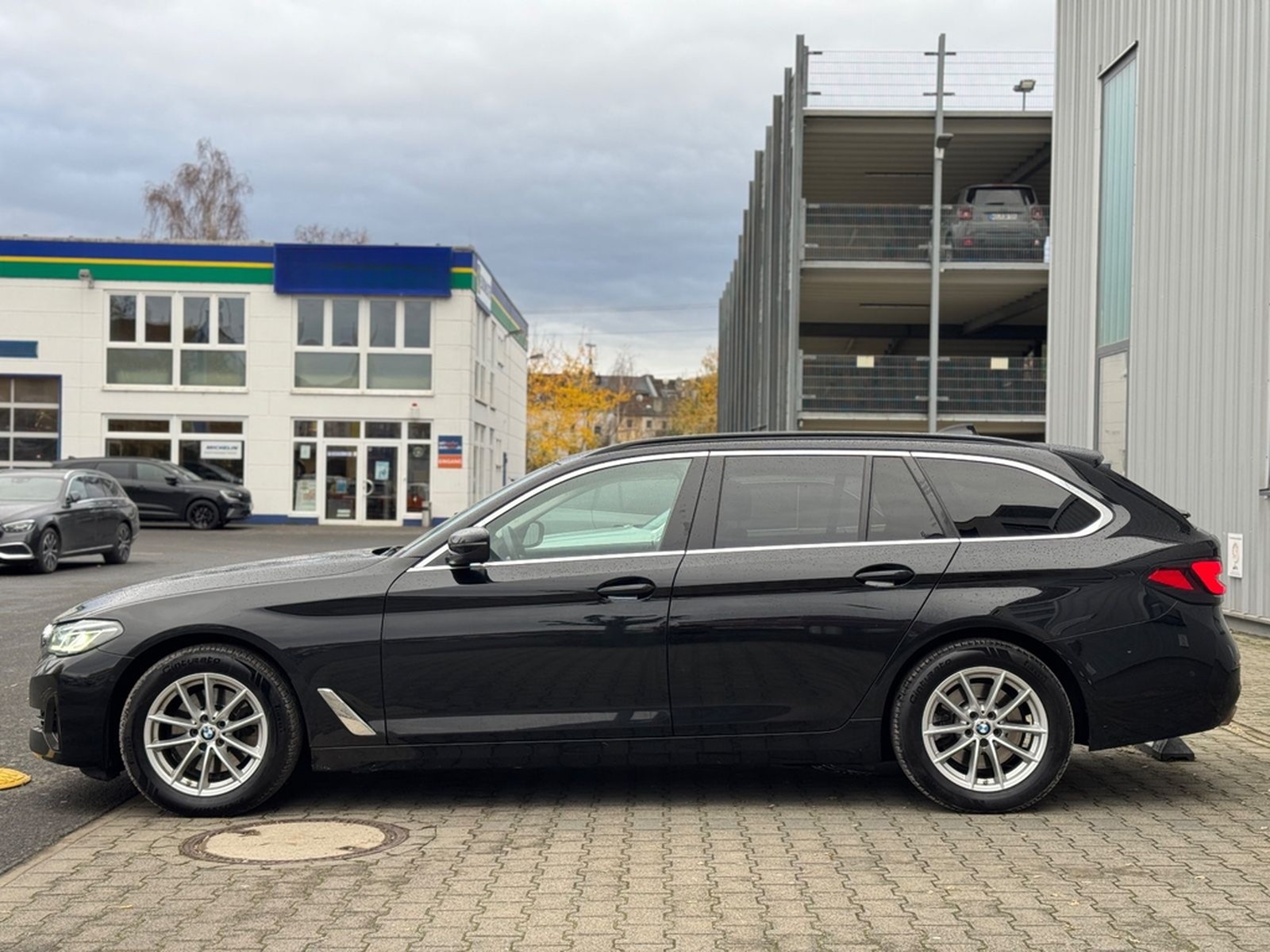 BMW 520d Touring xDrive Laser HUD DriAssPro Dakota A foto 6