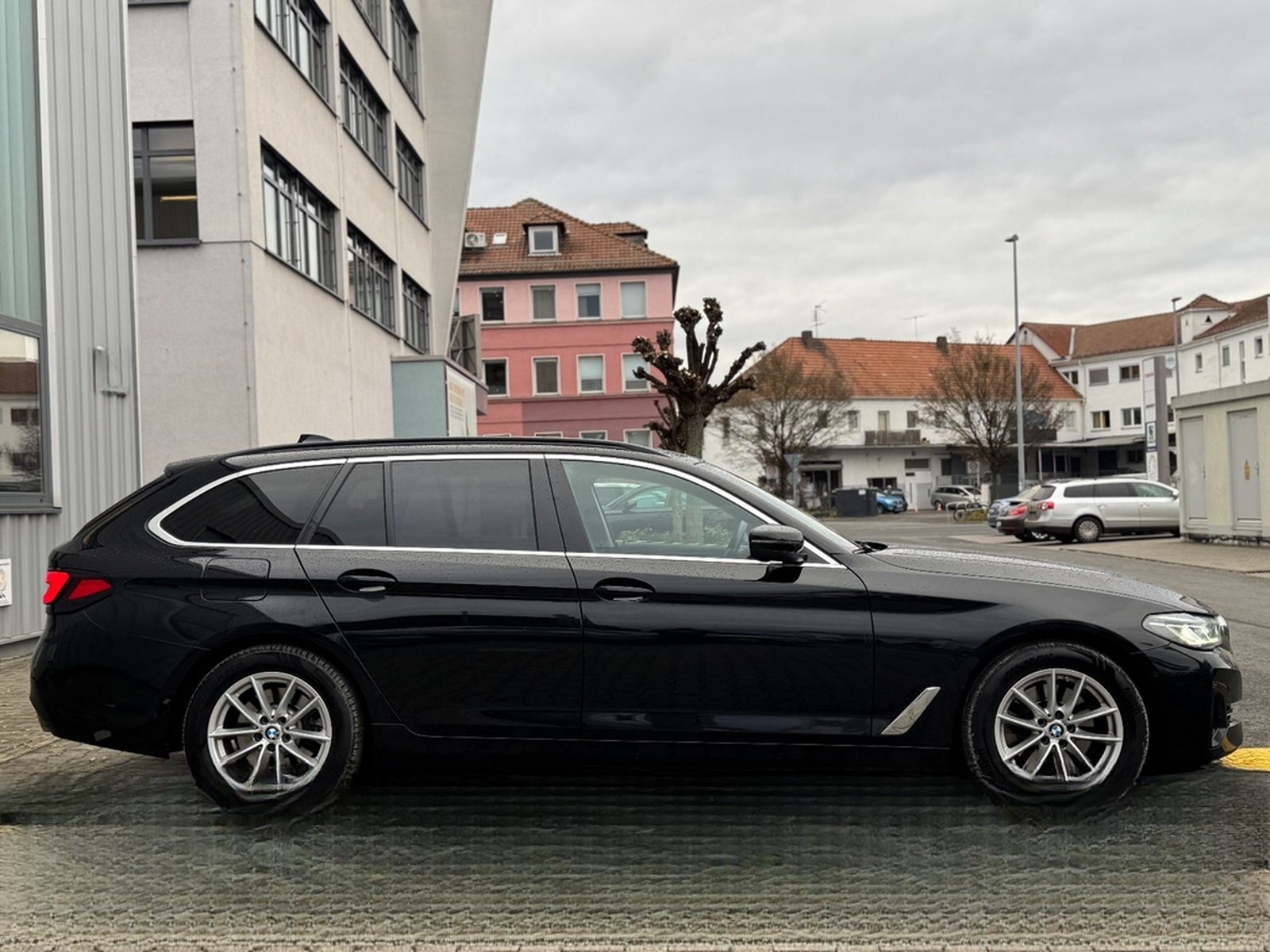 BMW 520d Touring xDrive Laser HUD DriAssPro Dakota A foto 7