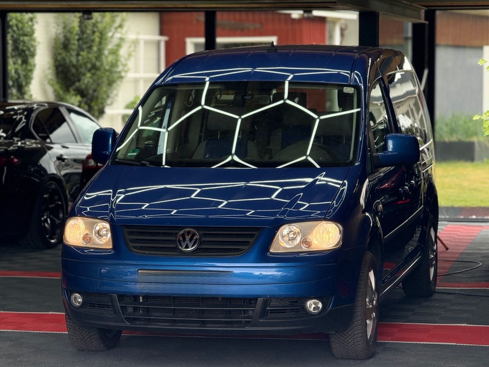Volkswagen Caddy Maxi Behindertengerecht-Rampe foto 18
