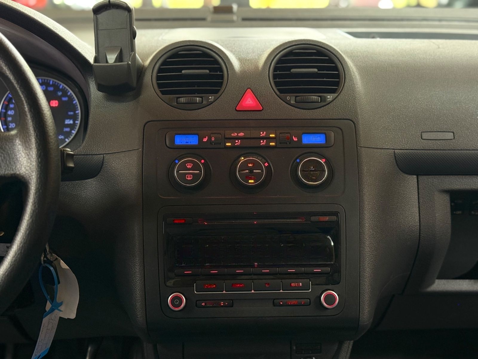 Volkswagen Caddy Maxi Behindertengerecht-Rampe foto 10