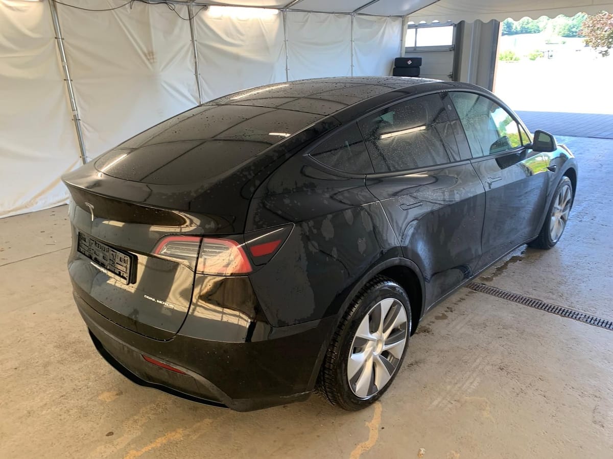 Tesla Model Y Long Range Dual AWD Kam Autopilot 3 foto 3