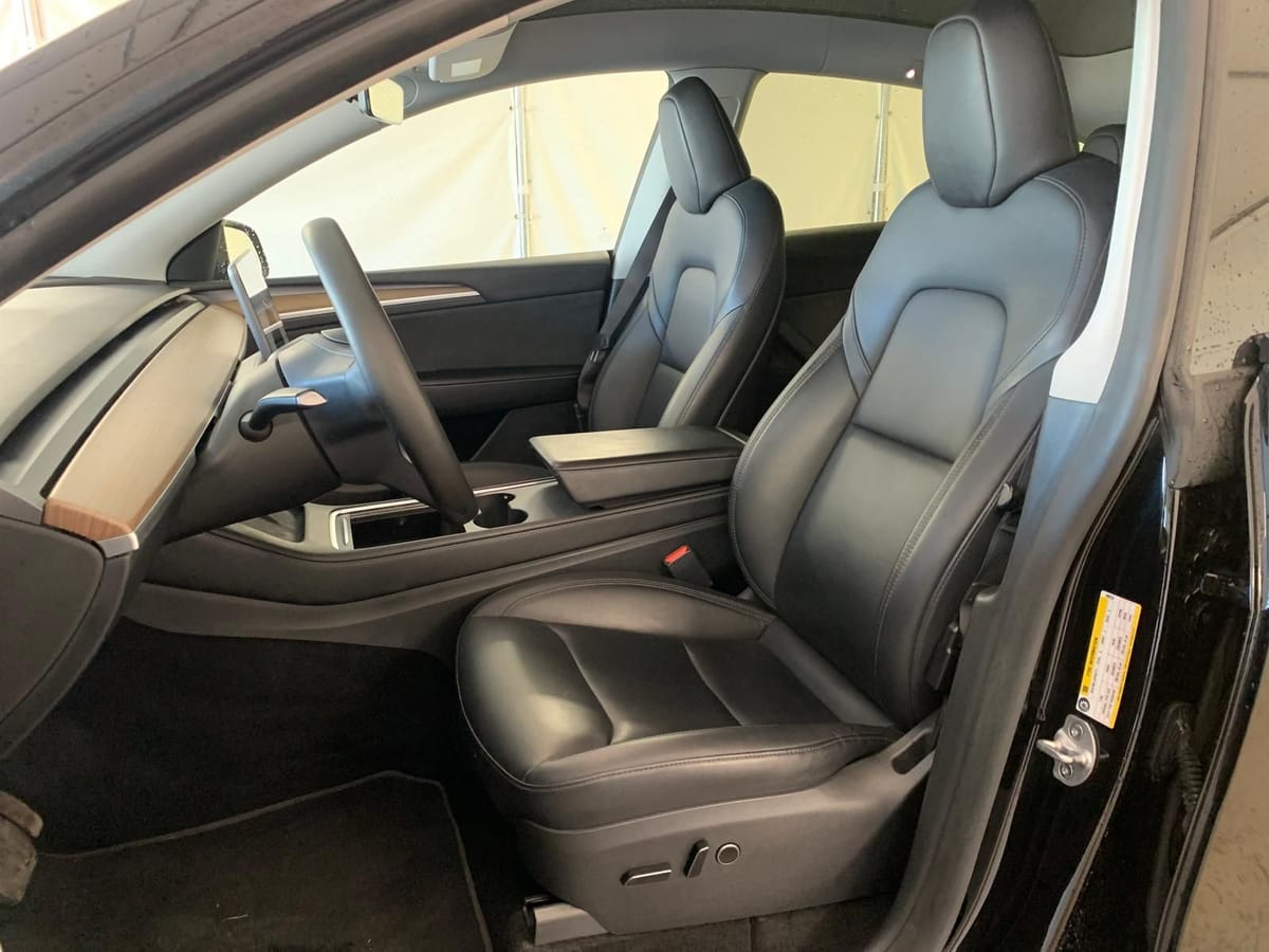 Tesla Model Y Long Range Dual AWD Kam Autopilot 3 foto 5