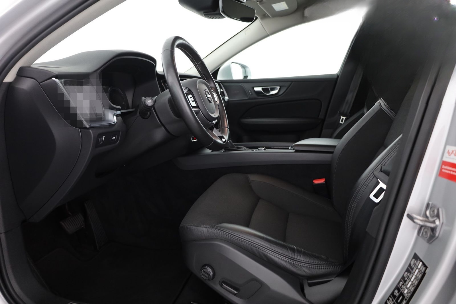 Volvo V60 D3 Kombi Momentum Pro LED Kamera Navi H&K foto 22