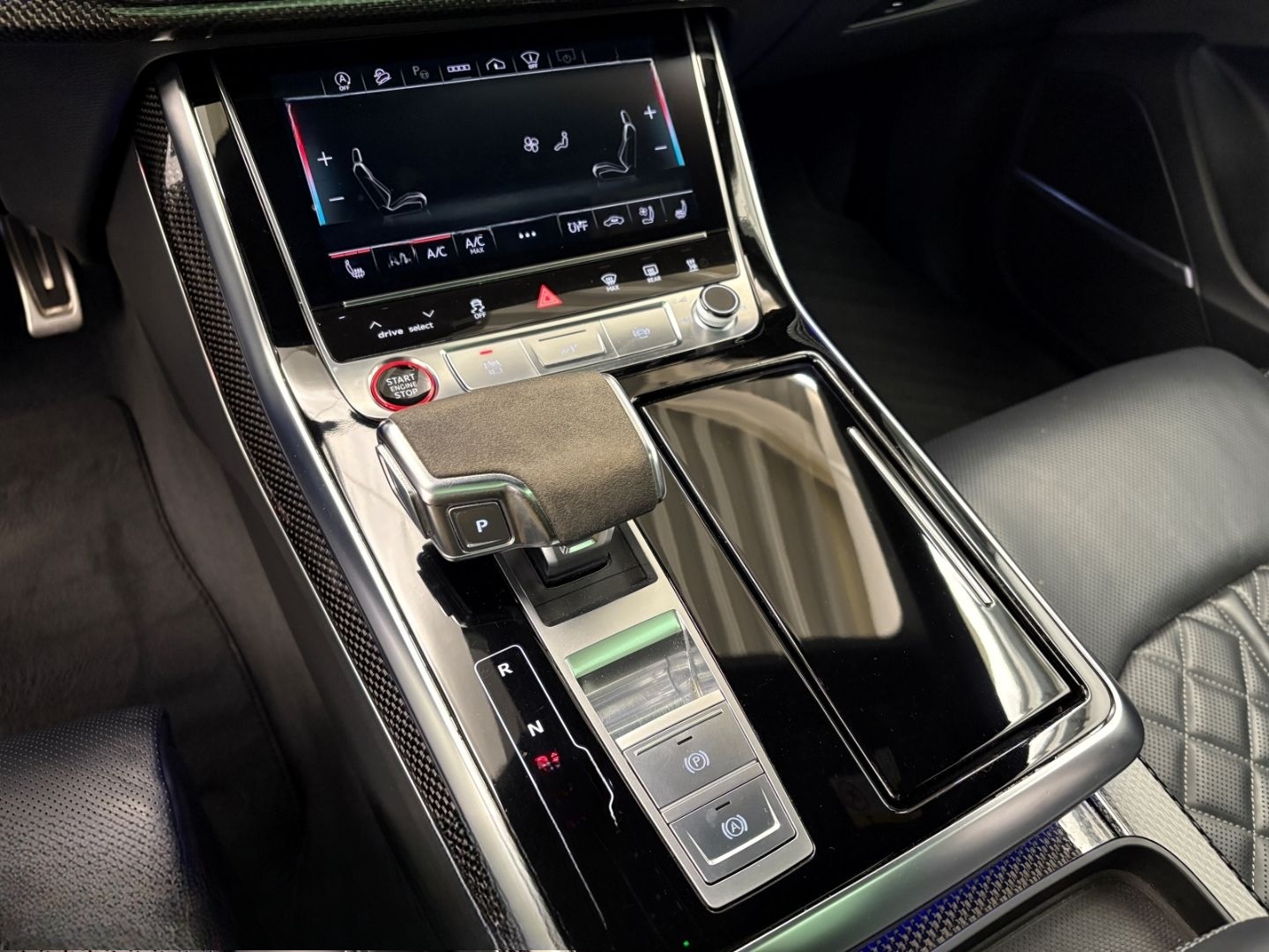 Audi SQ8 TFSI qu tiptronic MATRIX 23 S-SITZE B&O PANO foto 14