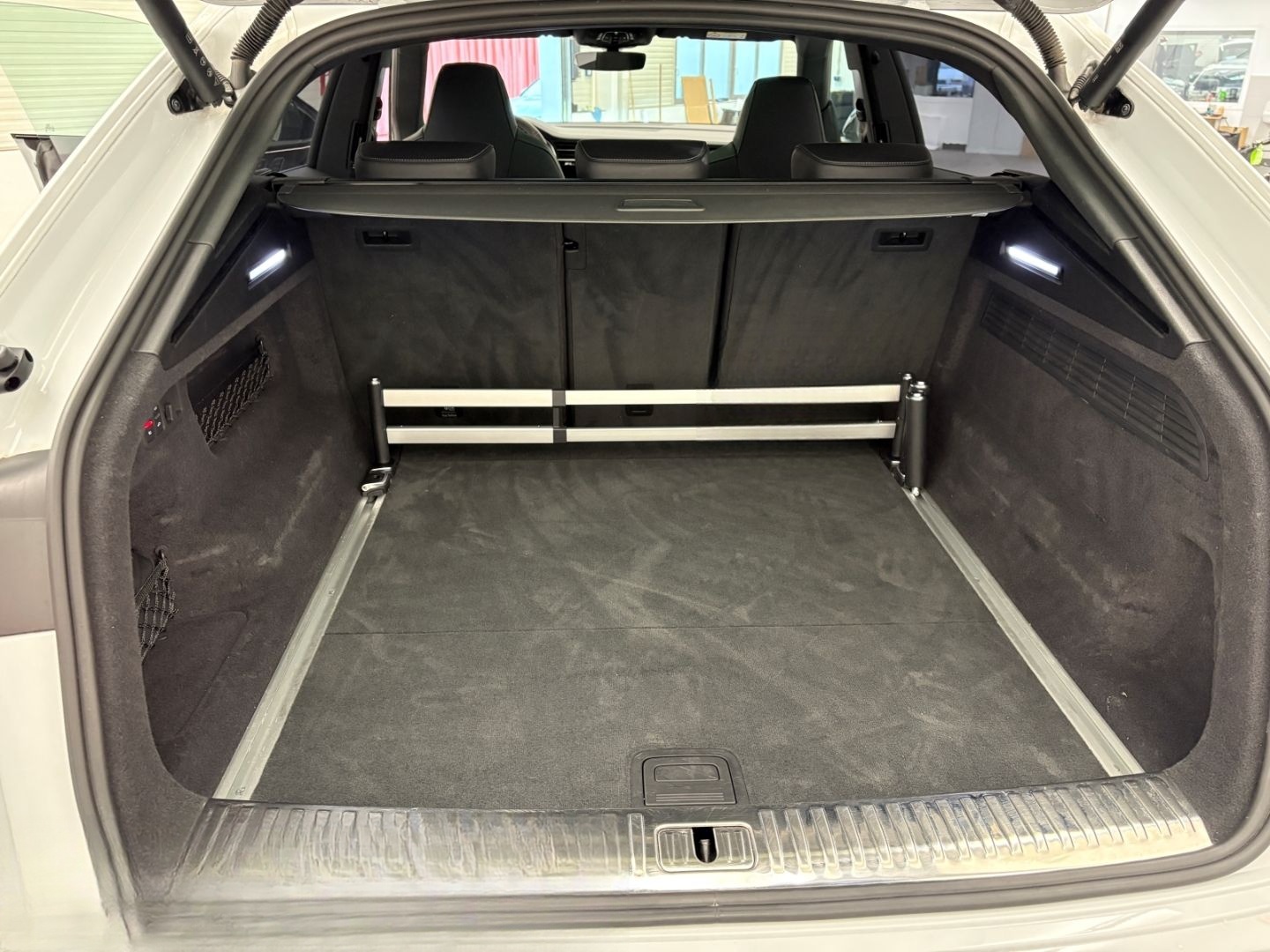 Audi SQ8 TFSI qu tiptronic MATRIX 23 S-SITZE B&O PANO foto 17