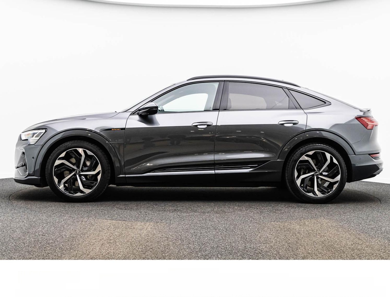 Audi E-TRON SPORTBACK 55 2x S LINE BLACK ACC/PANO/360 foto 12