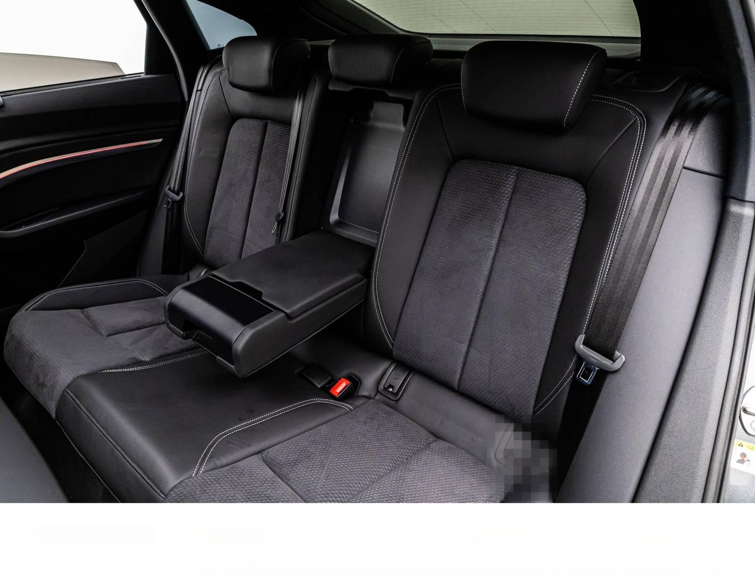 Audi E-TRON SPORTBACK 55 2x S LINE BLACK ACC/PANO/360 foto 18