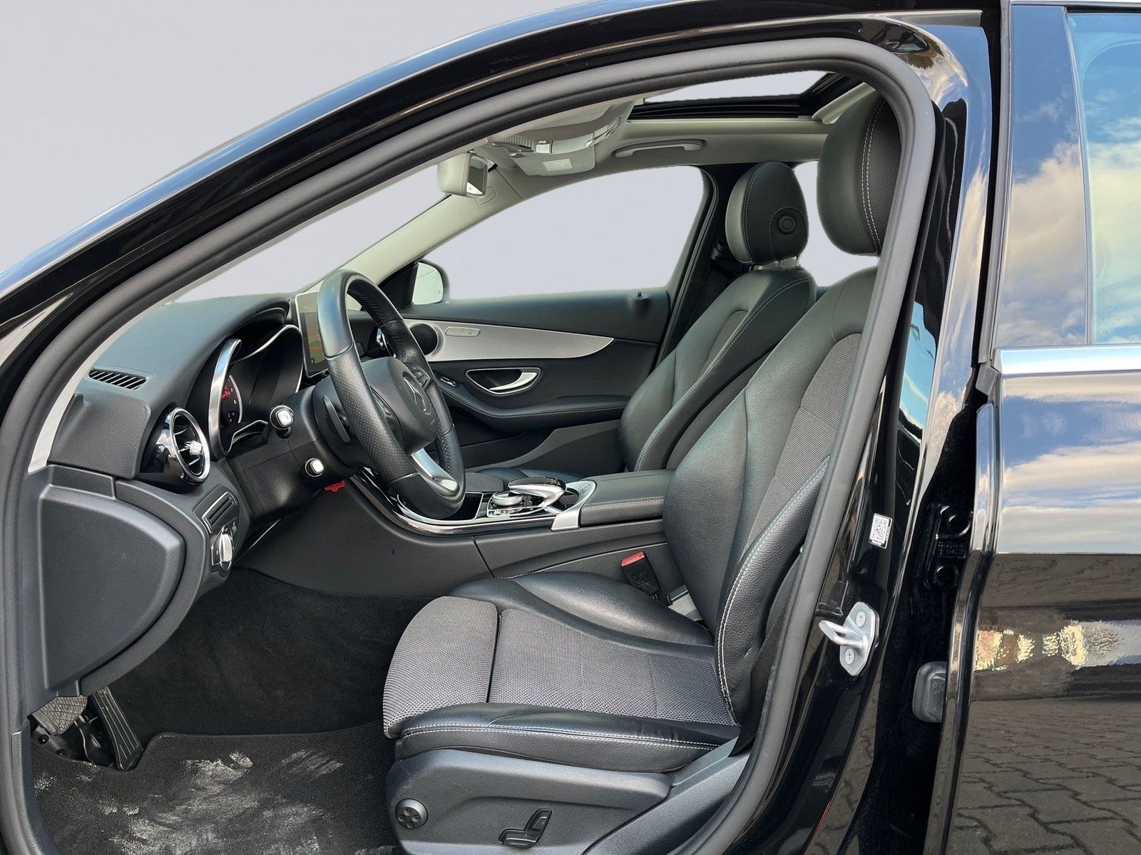 Mercedes-Benz C 180 Avantgarde Aut. Schiebedach+MatrixLED+Park foto 20