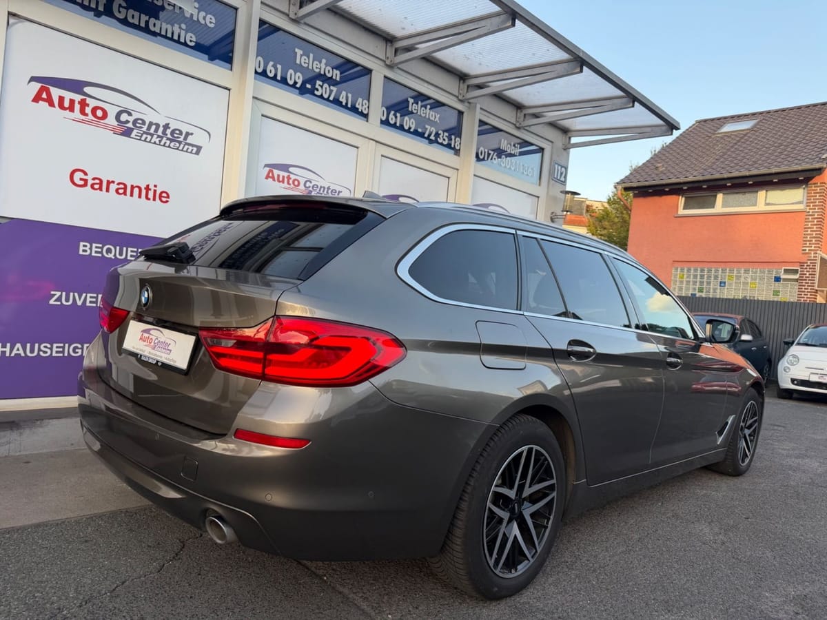 BMW 530i Luxury 1.Hand VollDigit. HeadUp SoftClose foto 5