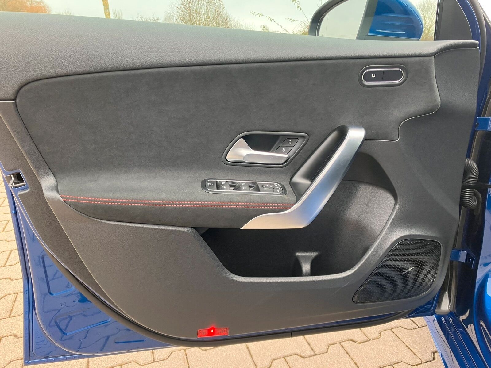 Mercedes-Benz A 180 d AMG Line AHK*Panorama*Ambiente*Kamera* foto 7